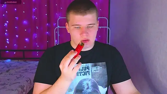 kittenmurr online show from 04.06.26