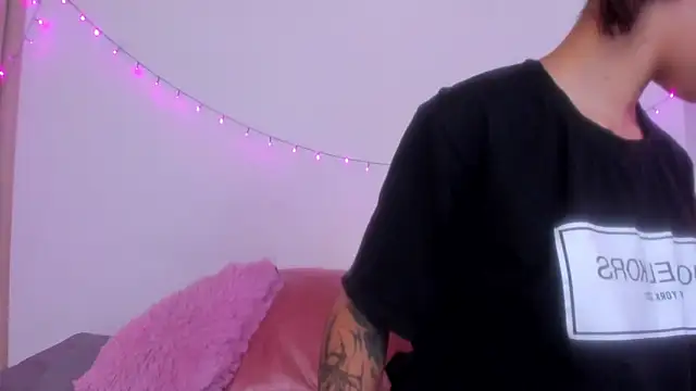 Abby roussee online show from 11.10.25