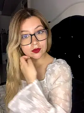 Blair Bunnyy online show from 10.29.25