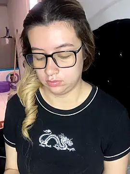 Blair Bunnyy online show from 11.19.25