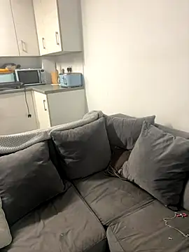 Charsworld online show from 11.04.25