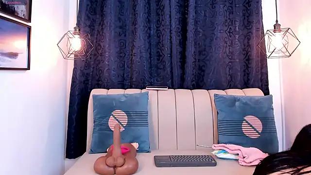 natasha moreno online show from 09.26.25