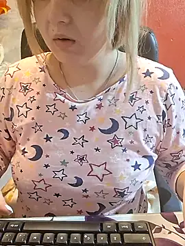 qSensi online show from 11.28.25