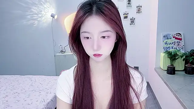 Snapshot of suger-TT chatting on 09.21.25 suger-TT online show from 09.21.25