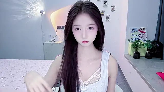 Snapshot of suger-TT chatting on 10.08.25 suger-TT online show from 10.08.25