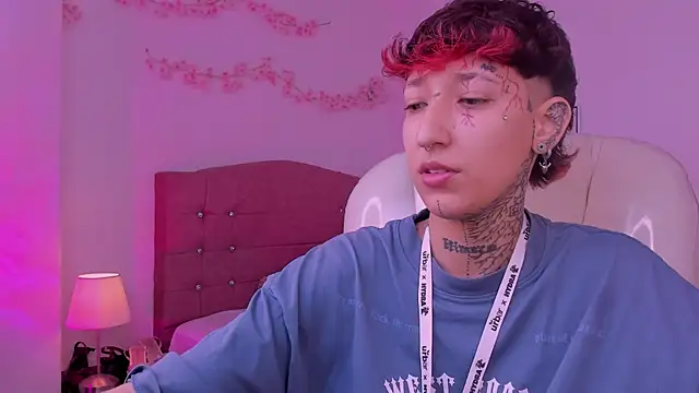 Luci Rose online show from 06.04.26