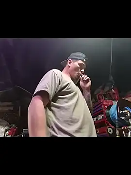 twistafatpipe online show from 10.28.25