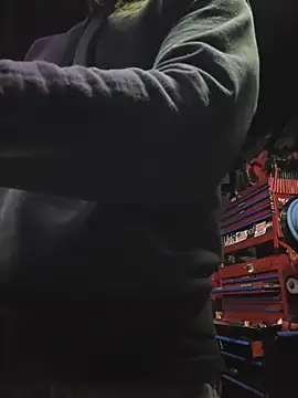 twistafatpipe online show from 10.31.25