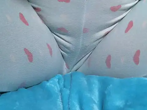 Snapshot of Darkplay_extreme chatting on 11.01.25 Darkplay extreme online show from 11.01.25