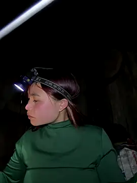 EllyBaby20 online show from 12.22.25