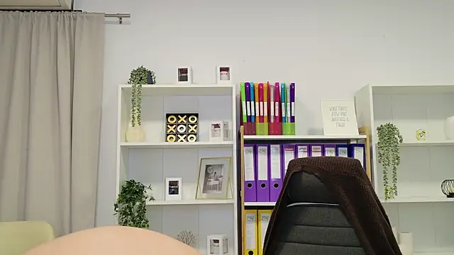 RubiHarper online show from 04.13.26