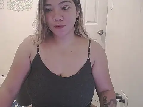 briannalove222 online show from 09.29.25