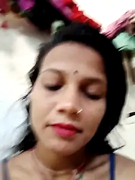 Snapshot of Chandni_Love143 chatting on 09.09.25 Chandni Love143 online show from 09.09.25