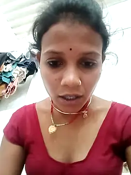 Snapshot of Chandni_Love143 chatting on 09.24.25 Chandni Love143 online show from 09.24.25