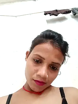 Snapshot of Chandni_Love143 chatting on 09.30.25 Chandni Love143 online show from 09.30.25