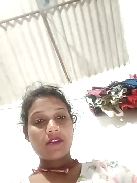 Snapshot of Chandni_Love143 chatting on 10.11.25 Chandni Love143 online show from 10.11.25