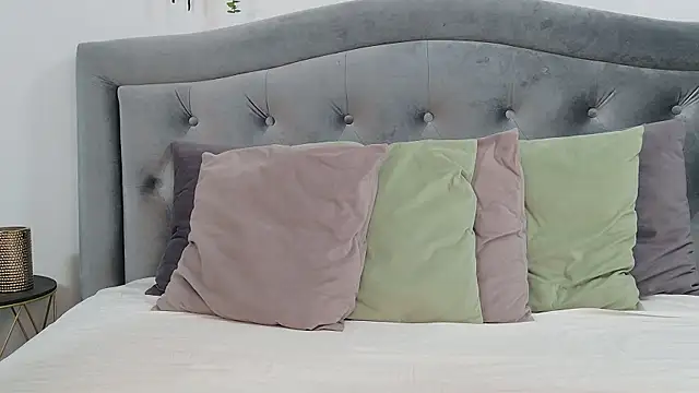 NathaliaNat online show from 09.29.25