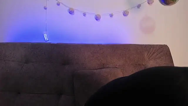 Snapshot of katalella_brown1 chatting on 09.24.25 katalella brown1 online show from 09.24.25