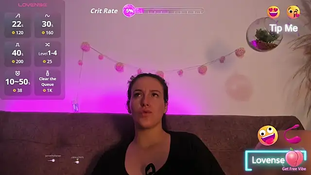 Snapshot of katalella_brown1 chatting on 10.18.25 katalella brown1 online show from 10.18.25