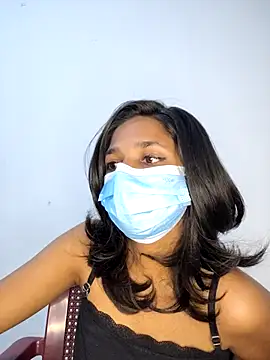 Minu Cam online show from 04.12.26