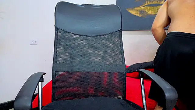 DylanGuss online show from 09.17.25