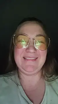 Snapshot of Kiss_Eva chatting on 12.08.24 Kiss Eva online show from 12.08.24