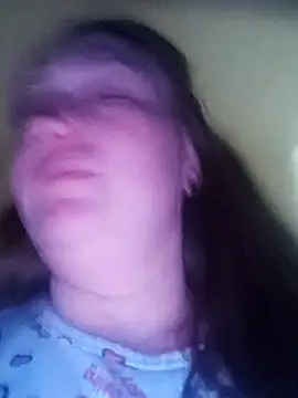 Kiss Eva online show from 02.12.26