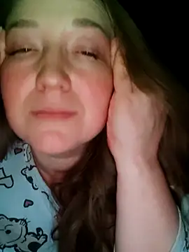 Kiss Eva online show from 02.17.26