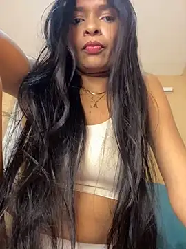 Luna025 online show from 10.04.25