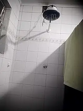 Snapshot of Gabriesex chatting on 10.24.25 Gabriesex online show from 10.24.25