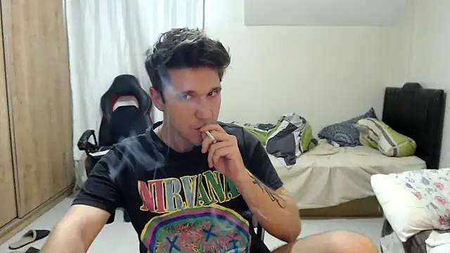 Snapshot of 2handsomemann chatting on 09.10.25 2handsomemann online show from 09.10.25