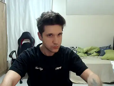 Snapshot of 2handsomemann chatting on 09.16.25 2handsomemann online show from 09.16.25