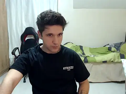 Snapshot of 2handsomemann chatting on 09.16.25 2handsomemann online show from 09.16.25