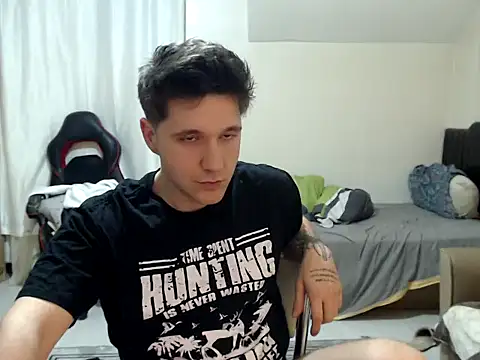 Snapshot of 2handsomemann chatting on 02.01.26 2handsomemann online show from 02.01.26