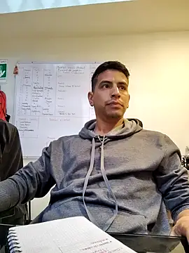 Snapshot of Juann-cock chatting on 10.06.25 Juann-cock online show from 10.06.25