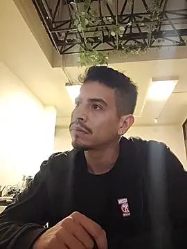 Snapshot of Juann-cock chatting on 06.01.26 Juann-cock online show from 06.01.26