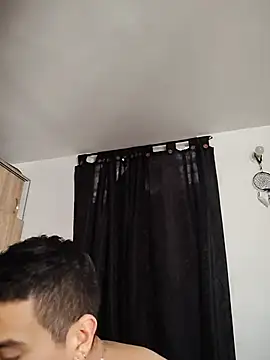 Snapshot of Juann-cock chatting on 07.16.26 Juann-cock online show from 07.16.26