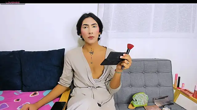 zou quira online show from 11.07.25