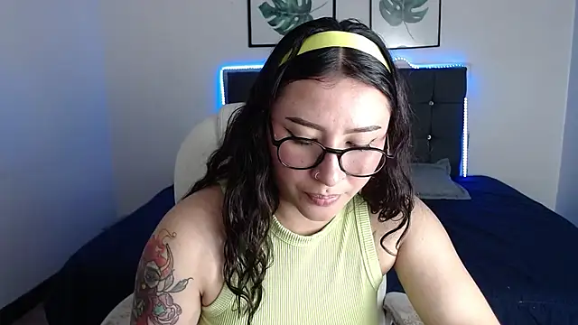 nicolee 8 online show from 09.24.25