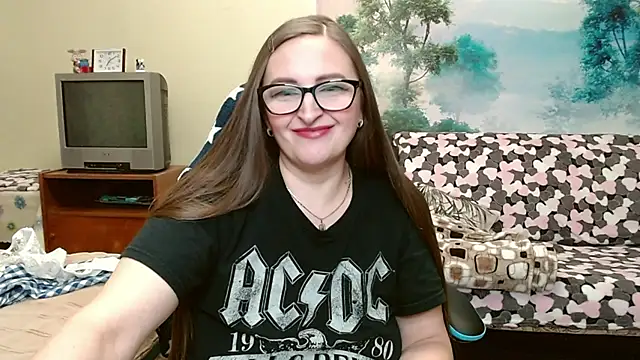 MermaidCurves online show from 02.20.25