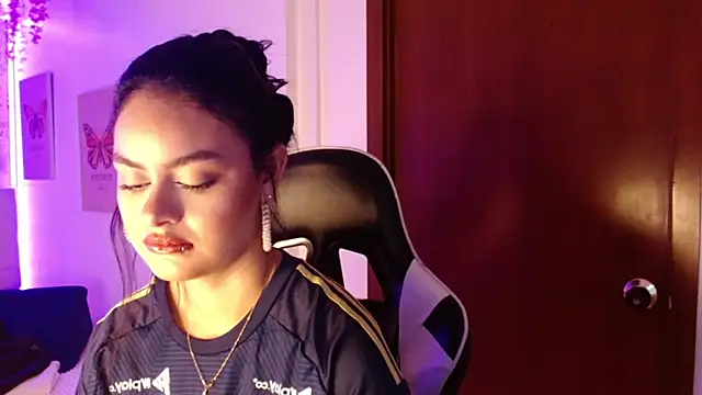 Snapshot of Sofia_Tanaka chatting on 09.09.25 Sofia Tanaka online show from 09.09.25