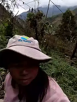 quynhkoolbae online show from 03.10.26