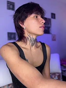 Snapshot of bellamy_095 chatting on 02.15.26 bellamy 095 online show from 02.15.26