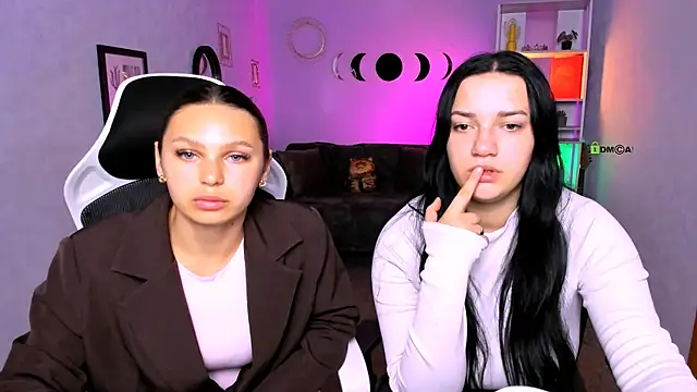 miss ella  online show from 09.17.25