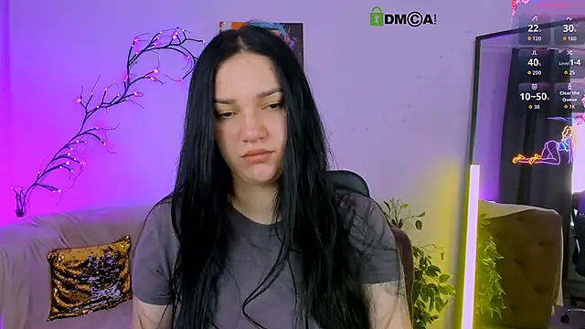 miss ella  online show from 09.27.25