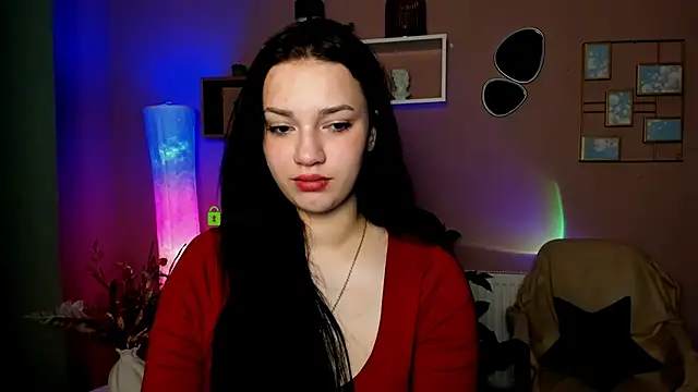 miss ella  online show from 11.05.25