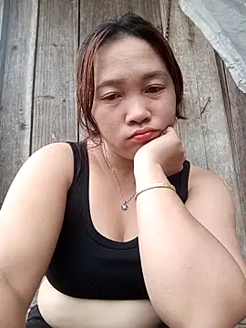 miumiu 00 online show from 10.14.25