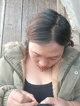 miumiu 00 online show from 12.03.25