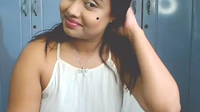 Indian GlowingMiax online show from 09.10.25