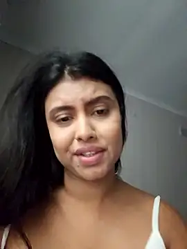 Indian GlowingMiax online show from 01.10.26